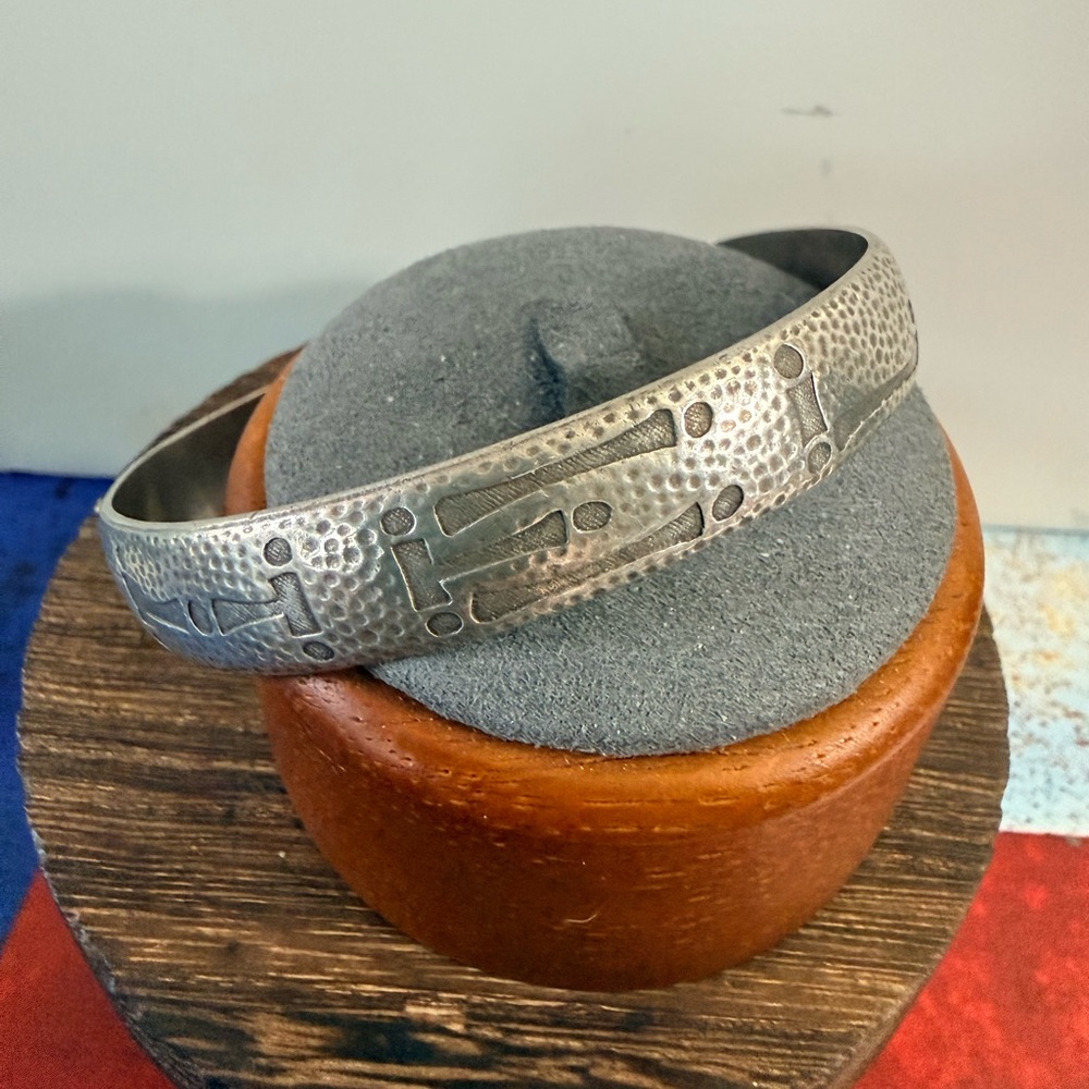 925, Vintage Campfire Girls, Wohelo Hammered Silver Cuff Bracelet 8” Flexible